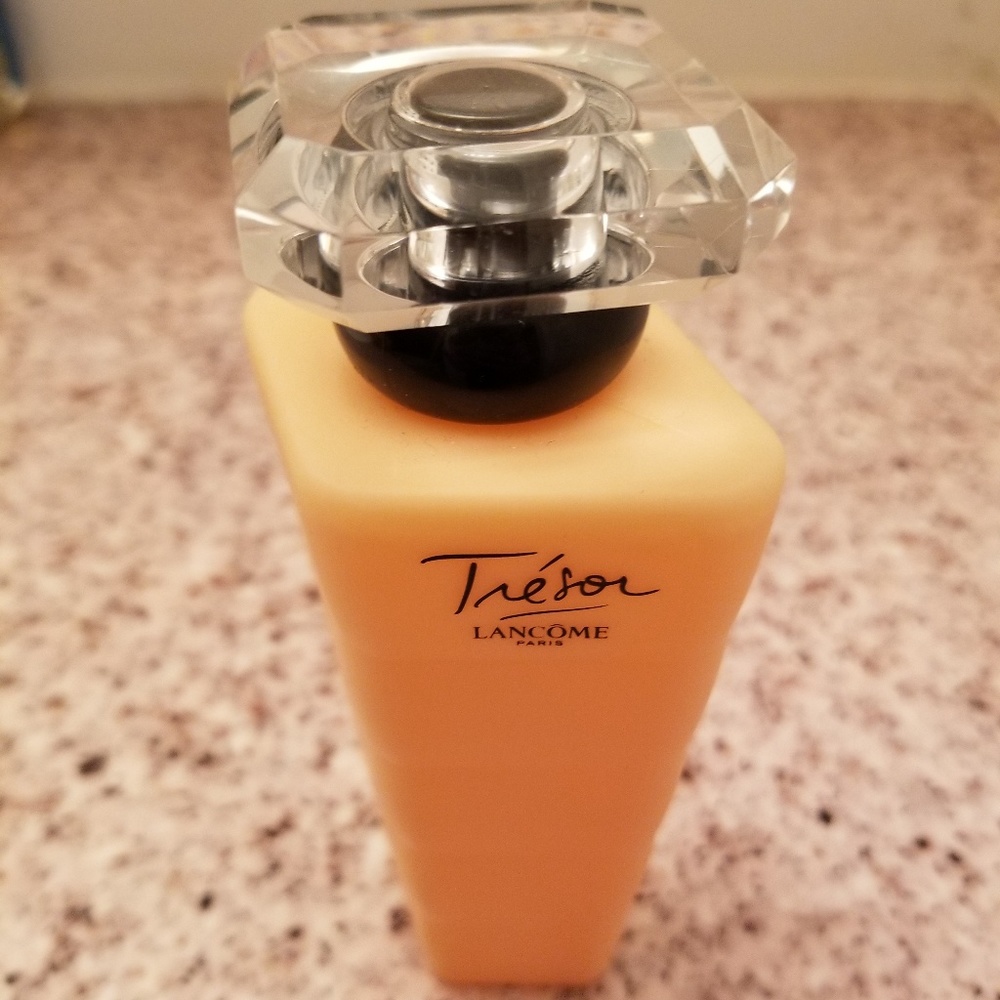 🚫SOLD✔ Tresor Parfum Shower gel by Lancome 3.4oz
